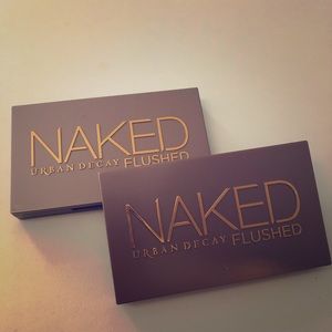 New never used Urban decay blush in STREAK & Naked